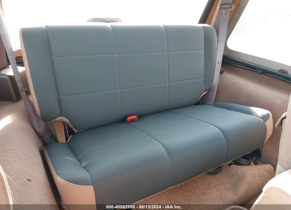 2001 JEEP WRANGLER SAHARA VIN: 1J4FA59S41P371089