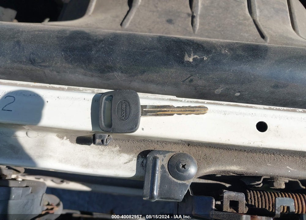 2004 TOYOTA TUNDRA VIN: 5TBJN32114S442875