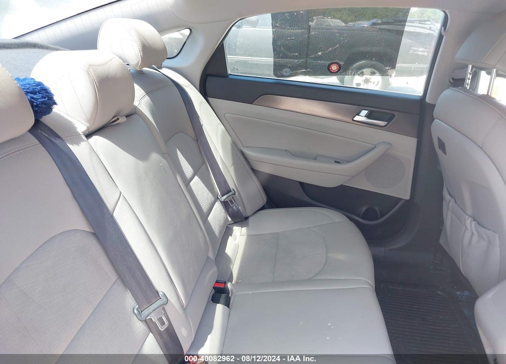 2015 HYUNDAI SONATA SPORT VIN: 5NPE34AF4FH203881