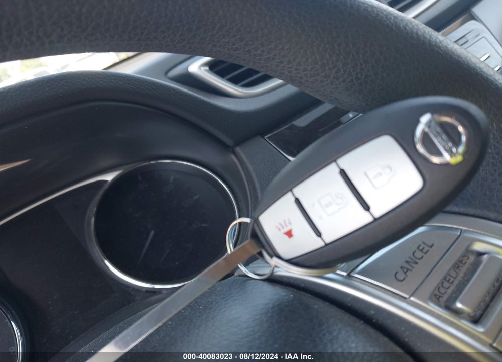 2015 NISSAN ROGUE SV VIN: 5N1AT2MV4FC761551