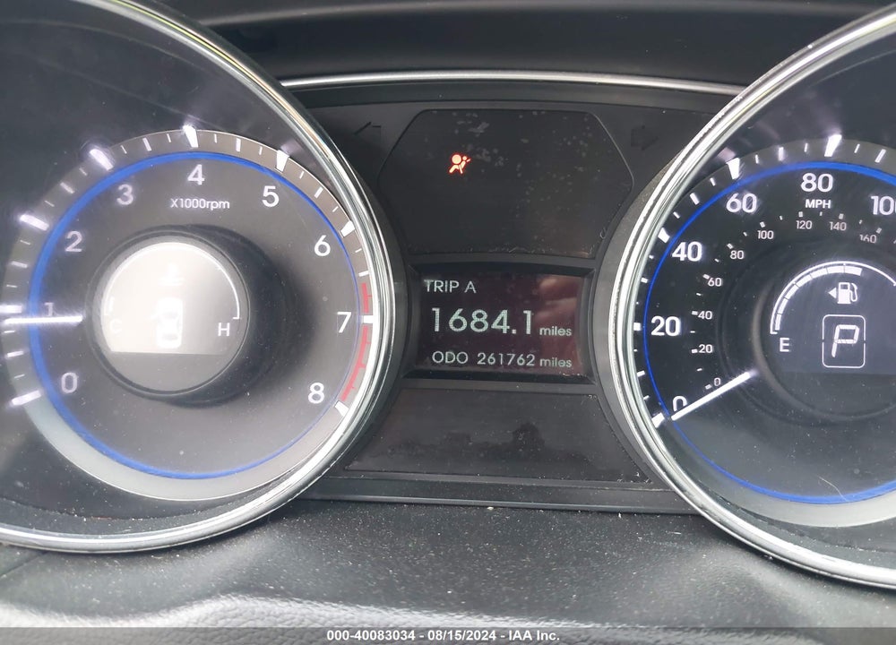 2011 HYUNDAI SONATA VIN: 5NPEB4AC0BH066070