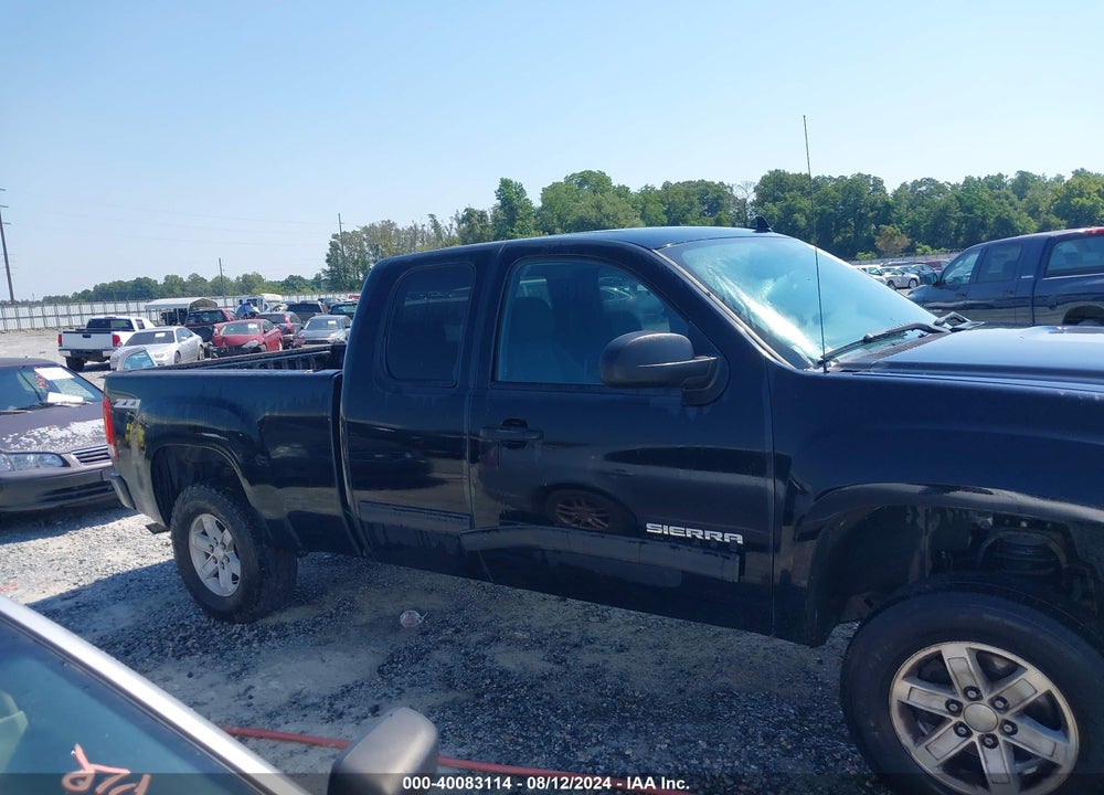 2013 GMC SIERRA 1500 SLE VIN: 1GTR1VE02DZ127747