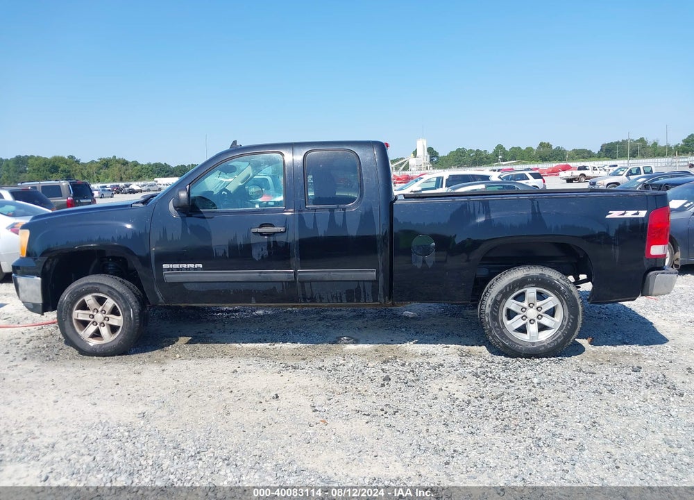 2013 GMC SIERRA 1500 SLE VIN: 1GTR1VE02DZ127747