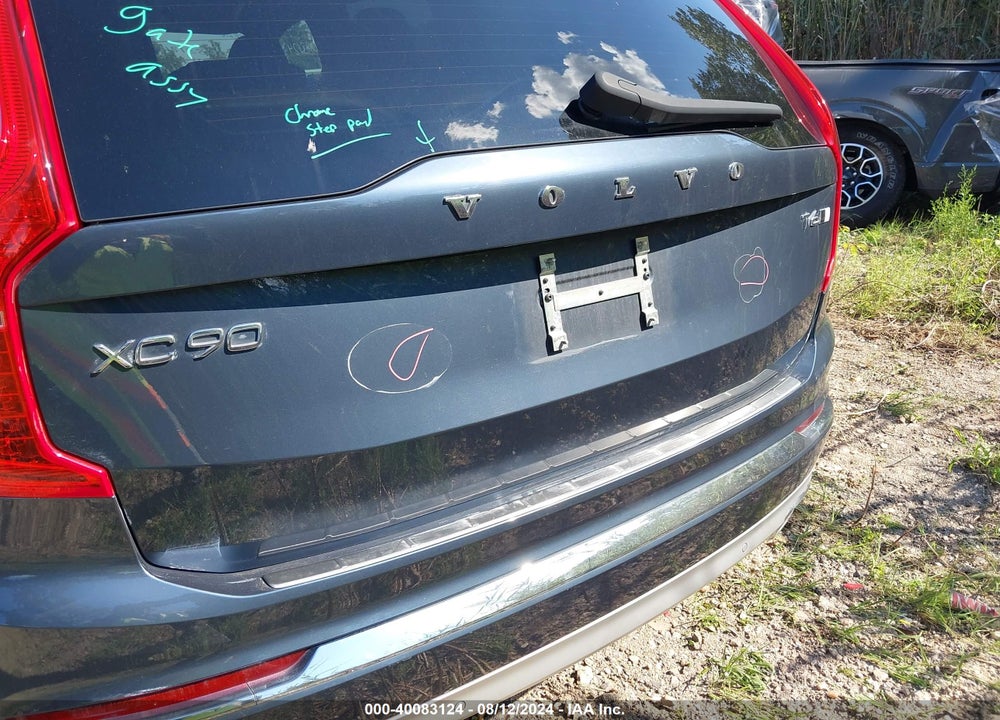 2021 VOLVO XC90 T6 INSCRIPTION 7 PASSENGER VIN: YV4A22PL3M1702708