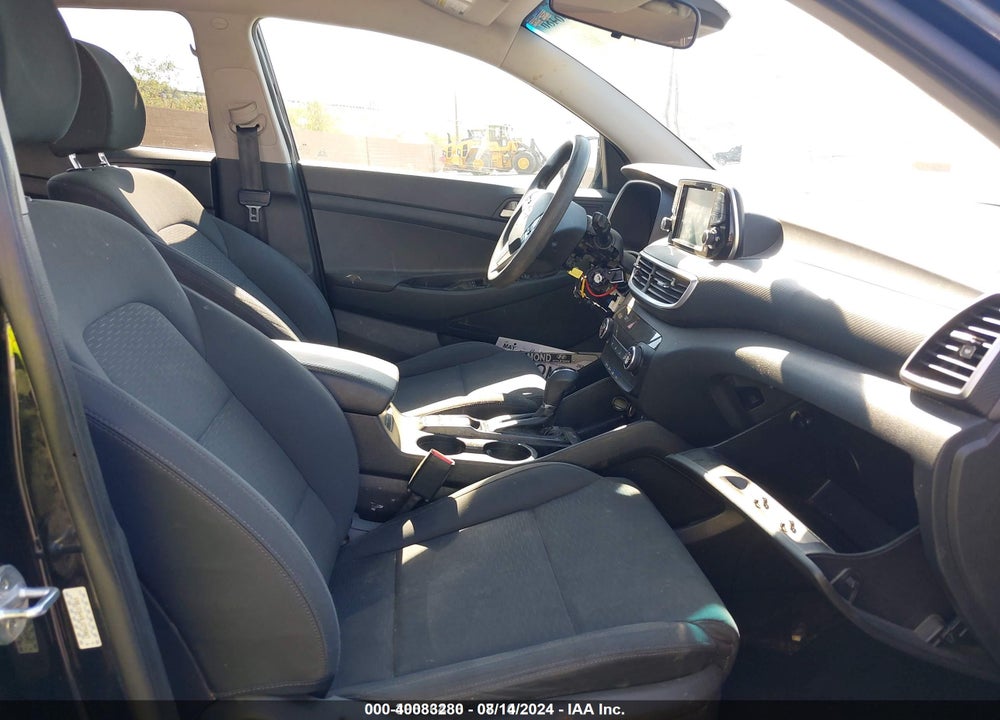2020 HYUNDAI TUCSON VIN: KM8J23A49LU275067