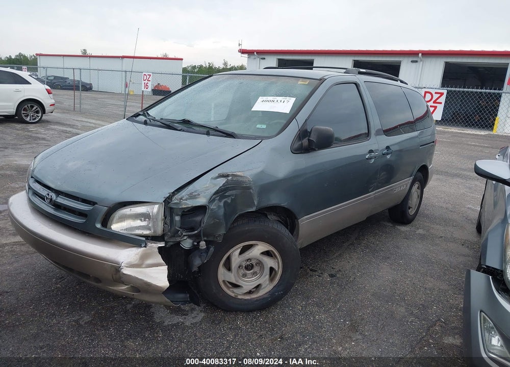 2000 TOYOTA SIENNA XLE VIN: 4T3ZF13C1YU205271