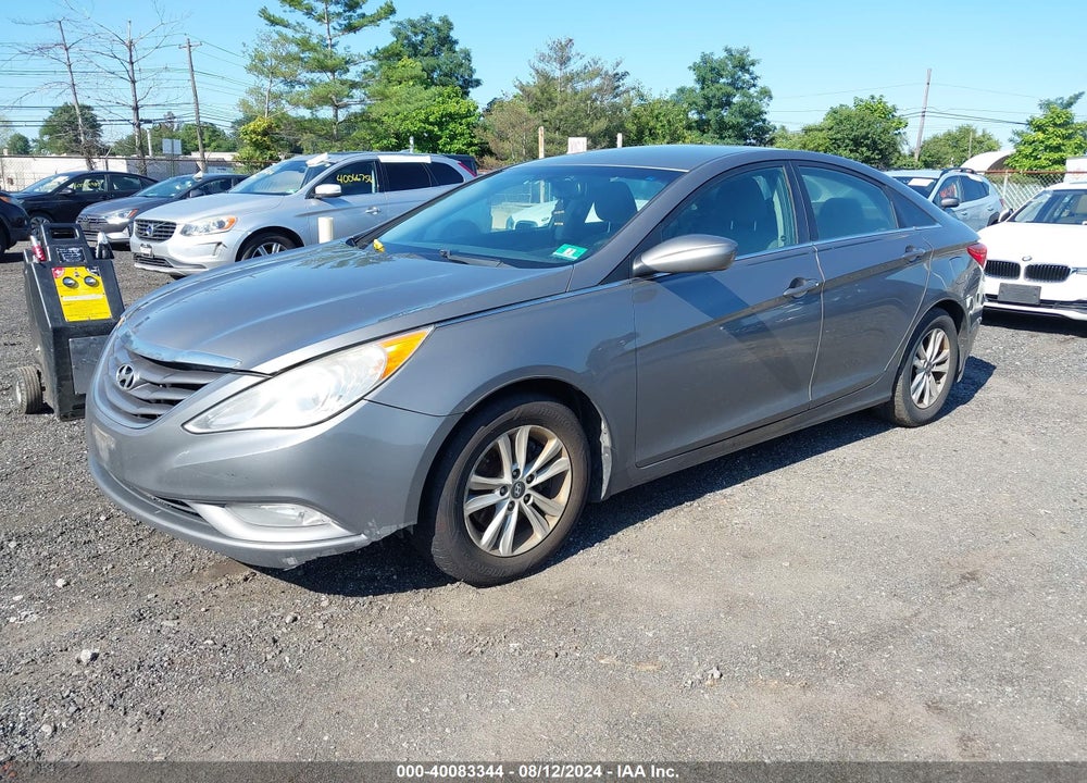2013 HYUNDAI SONATA GLS VIN: 5NPEB4AC2DH556917