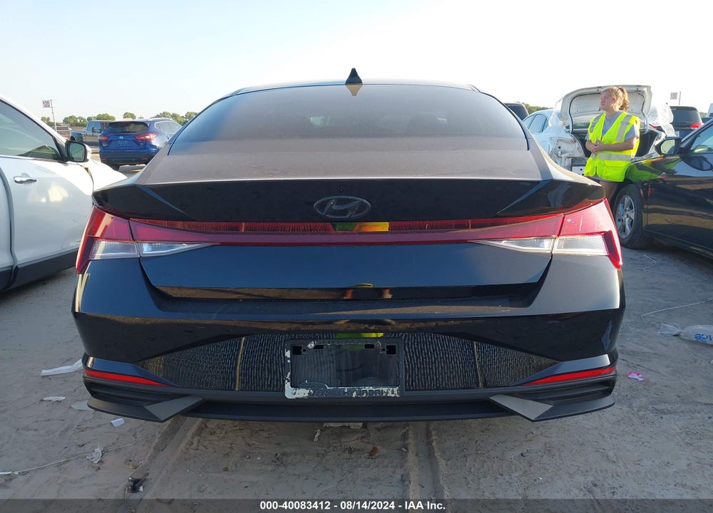 2023 HYUNDAI ELANTRA SEL VIN: KMHLS4AG8PU518351