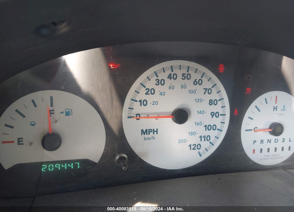 2005 CHRYSLER TOWN & COUNTRY VIN: 1C4GP45R75B263218