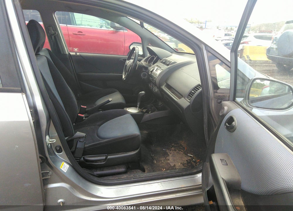 2008 HONDA FIT SPORT VIN: JHMGD38638S032033