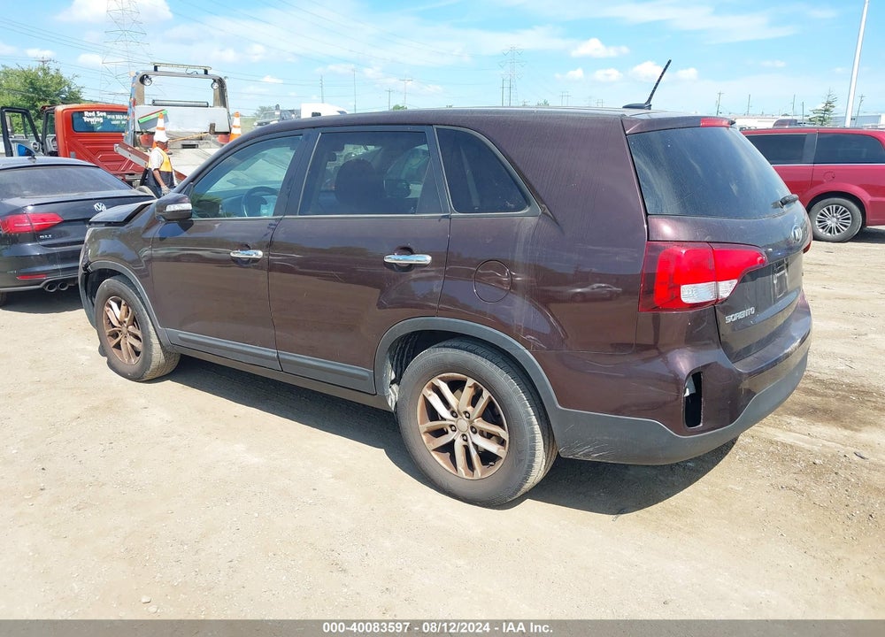 2014 KIA SORENTO VIN: 5XYKT4A65EG425922