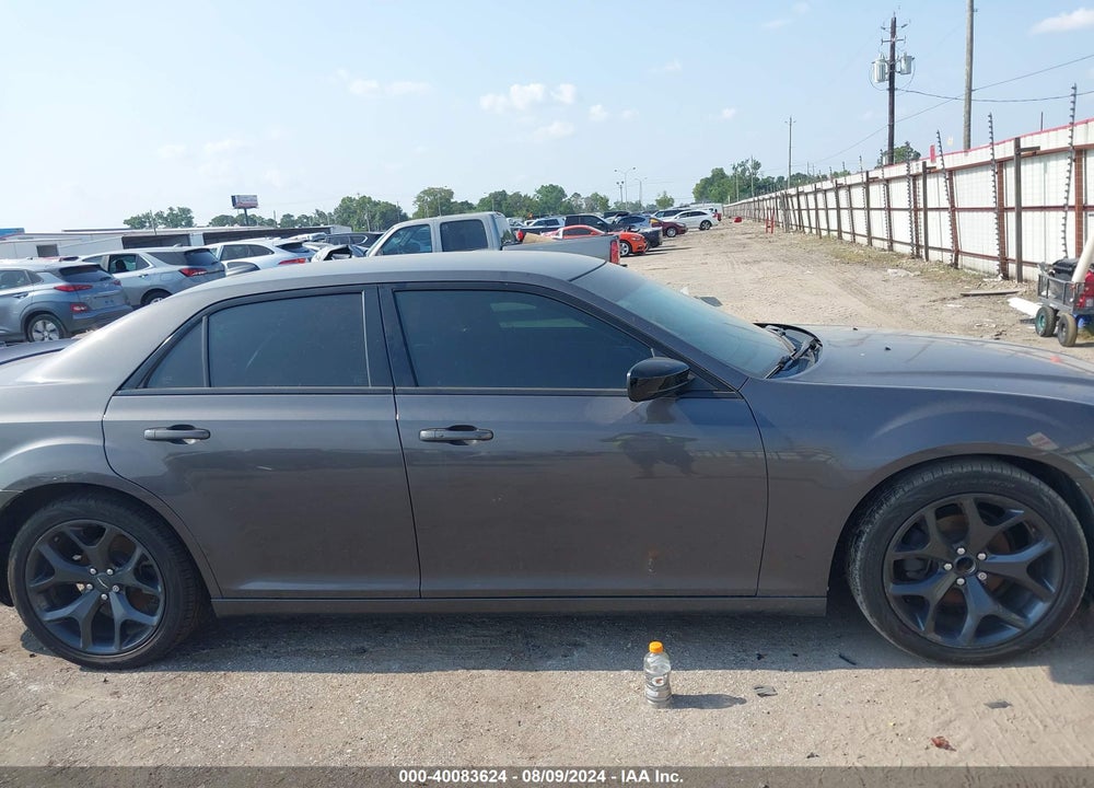 2020 CHRYSLER 300 TOURING VIN: 2C3CCAAG5LH233513