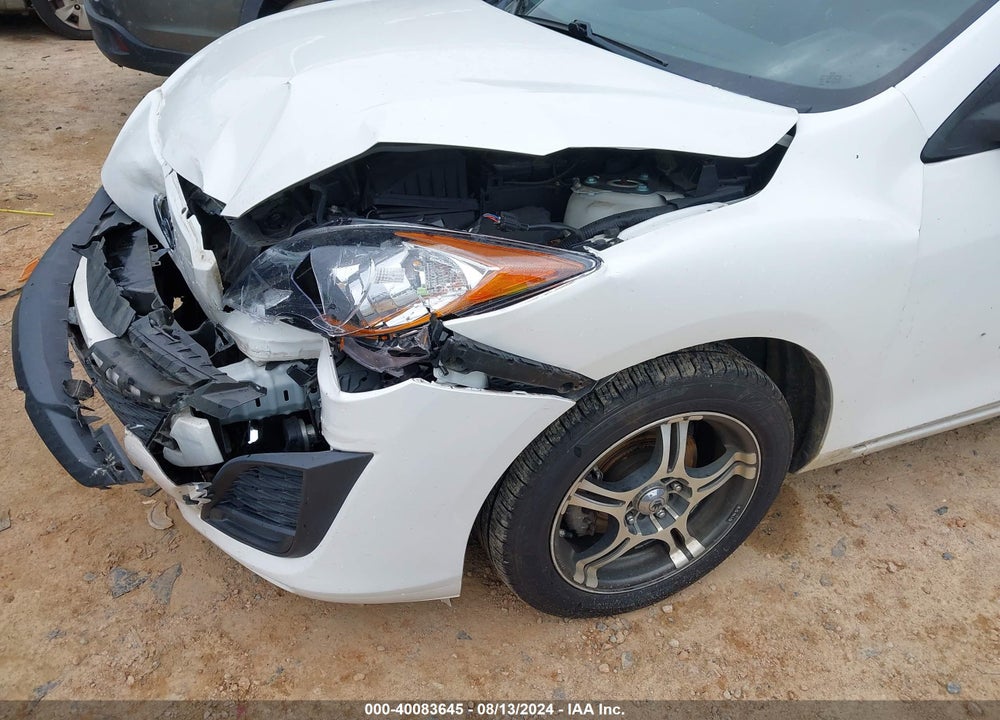 2011 MAZDA 3 I SPORT VIN: JM1BL1UF7B1467210