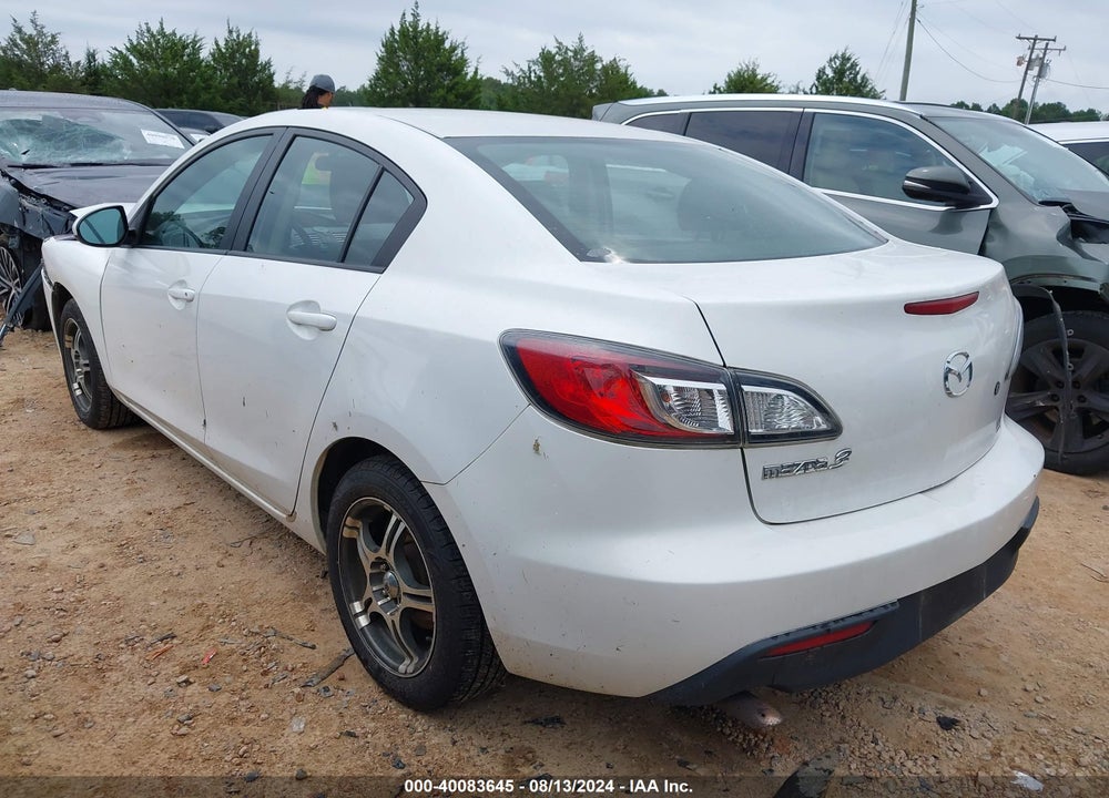 2011 MAZDA 3 I SPORT VIN: JM1BL1UF7B1467210
