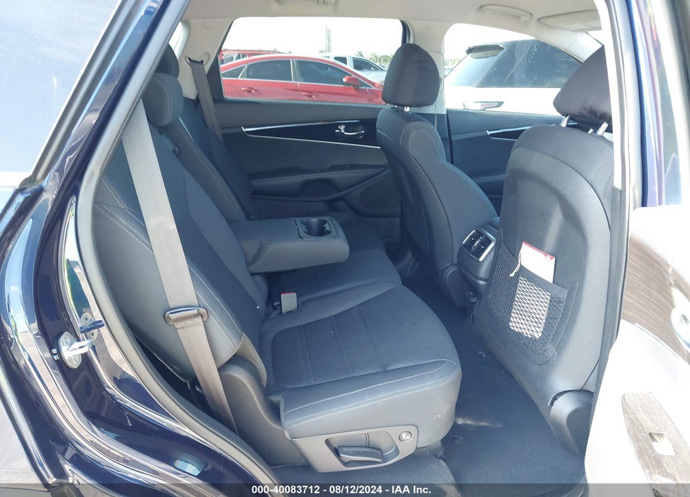 2020 KIA SORENTO 2.4L LX VIN: 5XYPG4A32LG668925