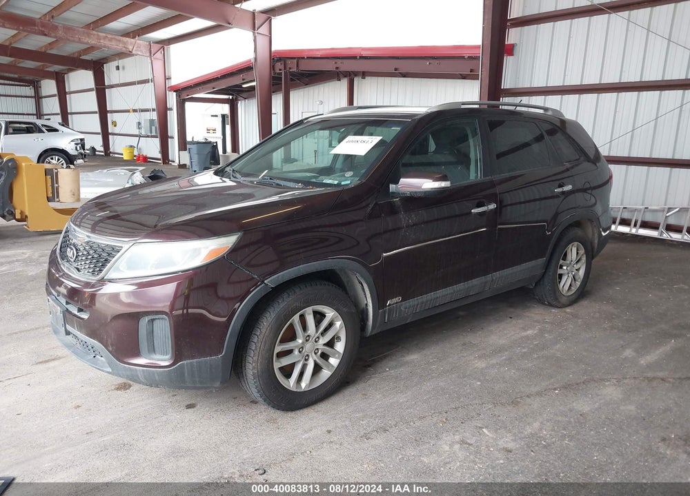 2015 KIA SORENTO LX V6 VIN: 5XYKTDA77FG594981