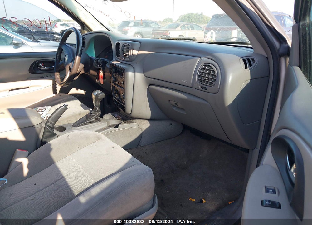 2006 CHEVROLET TRAILBLAZER LT VIN: 1GNDT13S762238122