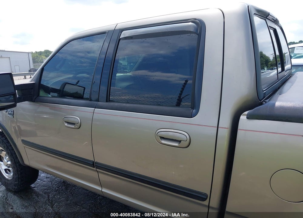 2002 FORD F-150 LARIAT/XLT VIN: 1FTRW08L82KB07518
