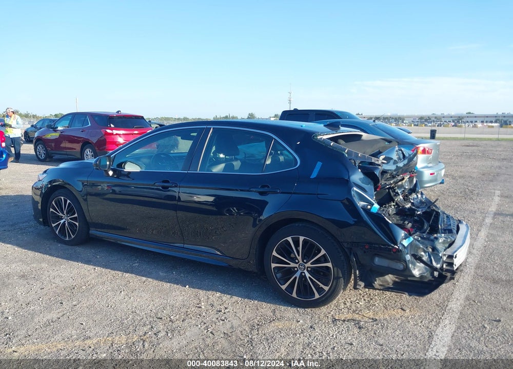 2019 TOYOTA CAMRY SE VIN: 4T1B11HK5KU271211