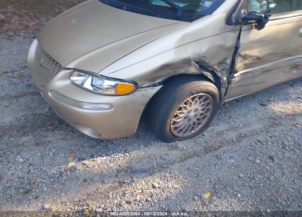 1998 CHRYSLER TOWN & COUNTRY VIN: 1C4GP54G9WB551751