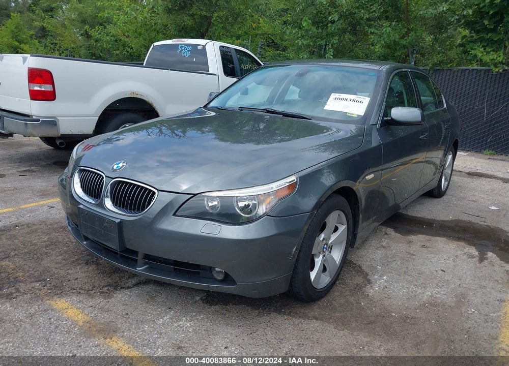 2007 BMW 525XI VIN: WBANF33557CW70923