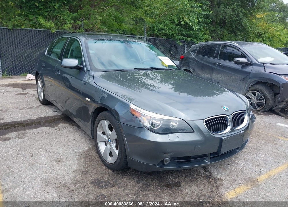2007 BMW 525XI VIN: WBANF33557CW70923
