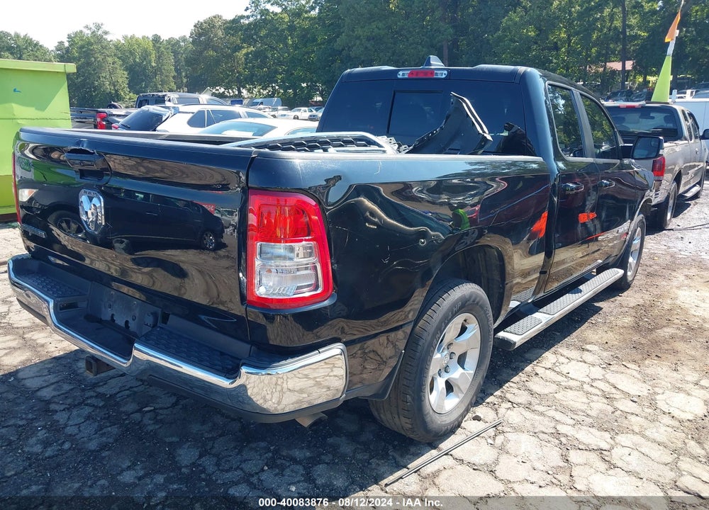 2022 RAM 1500 BIG HORN QUAD CAB 4X2 6'4 BOX VIN: 1C6RREBG0NN291041