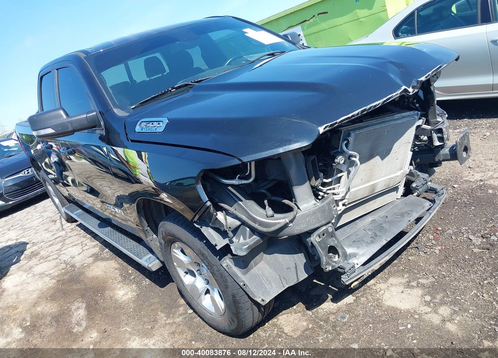 2022 RAM 1500 BIG HORN QUAD CAB 4X2 6'4 BOX VIN: 1C6RREBG0NN291041