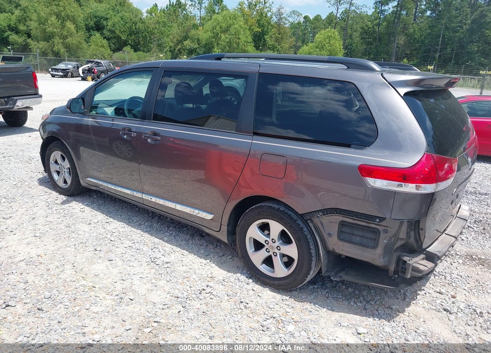 2013 TOYOTA SIENNA VIN: 5TDKK3DCXDS400482