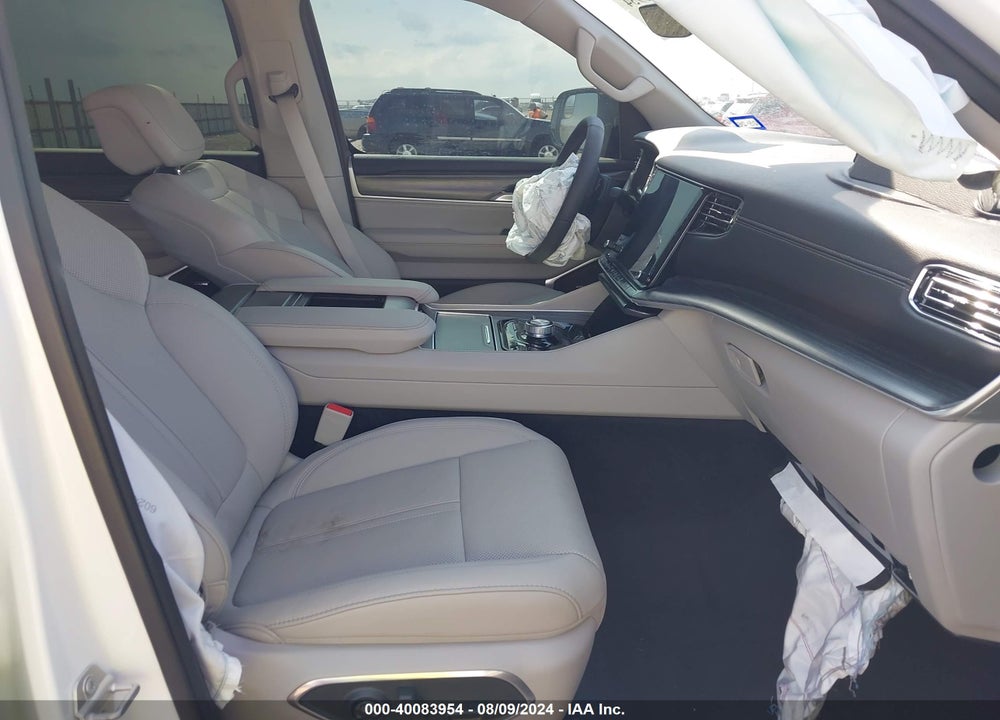 2024 JEEP WAGONEER L SERIES II 4X4 VIN: 1C4SJSBP8RS151651