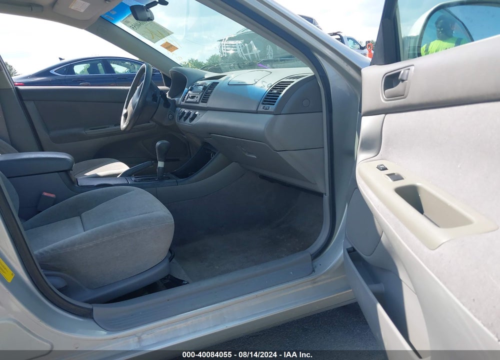 2002 TOYOTA CAMRY LE V6 VIN: 4T1BF30K02U034747