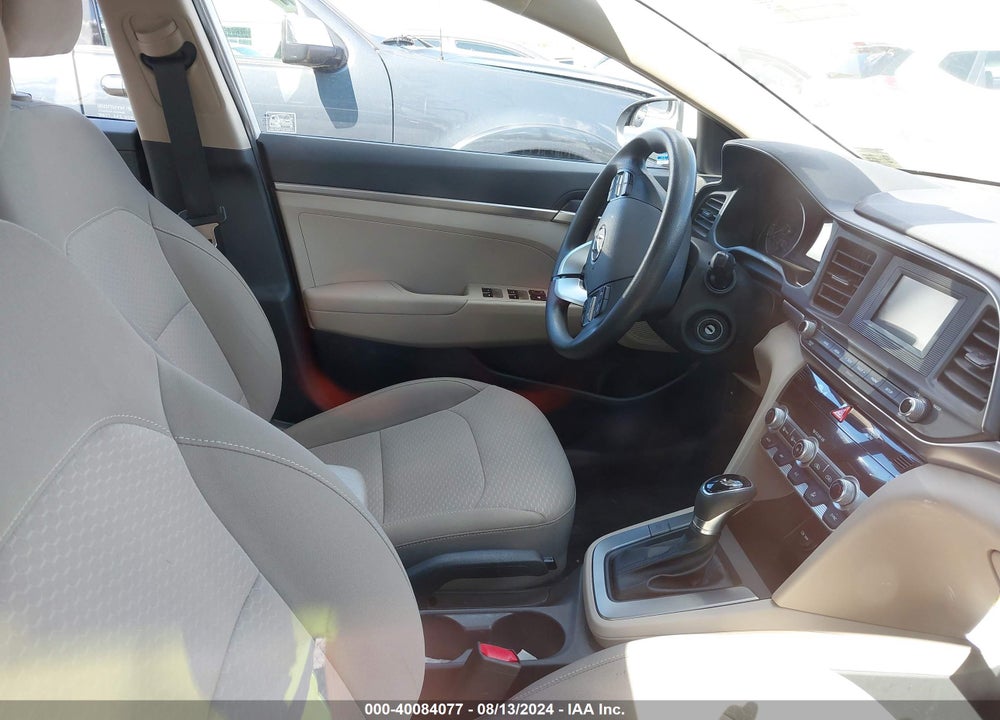 2020 HYUNDAI ELANTRA SE VIN: 5NPD74LF9LH616646
