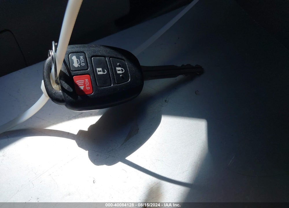 2015 TOYOTA CAMRY LE VIN: 4T4BF1FK3FR451660
