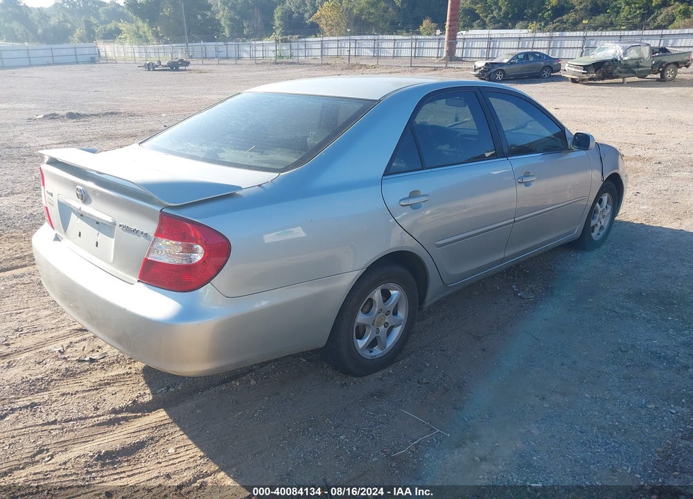 2004 TOYOTA CAMRY LE VIN: JTDBE32K440265360