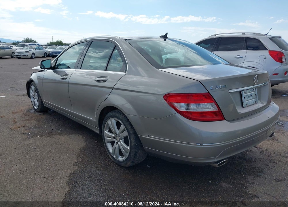 2009 MERCEDES-BENZ C 300 LUXURY/SPORT VIN: WDDGF54XX9R058455