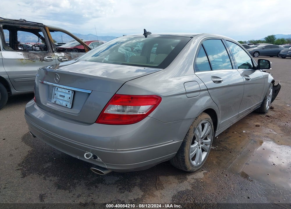 2009 MERCEDES-BENZ C 300 LUXURY/SPORT VIN: WDDGF54XX9R058455