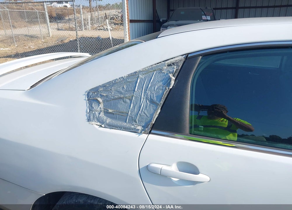 2011 CHEVROLET IMPALA LT VIN: 2G1WG5EK9B1212313
