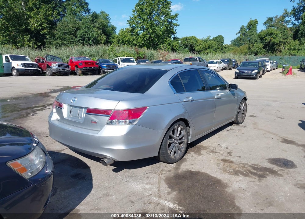 2011 HONDA ACCORD 2.4 LX VIN: 1HGCP2F31BA058090