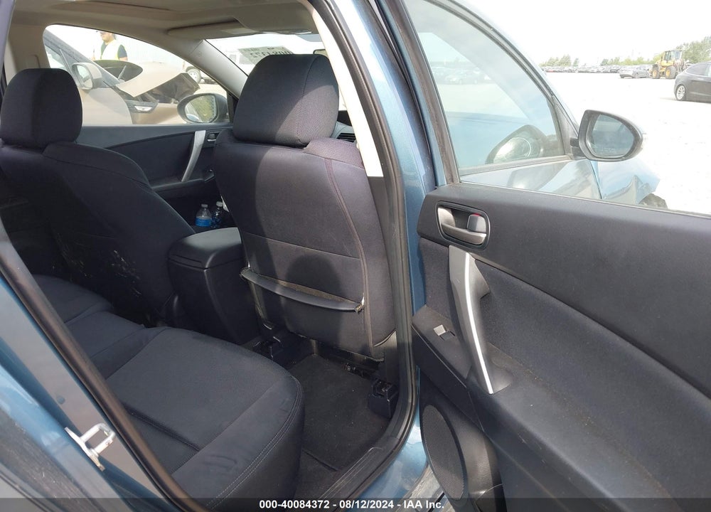 2010 MAZDA 3 S SPORT VIN: JM1BL1H54A1136617