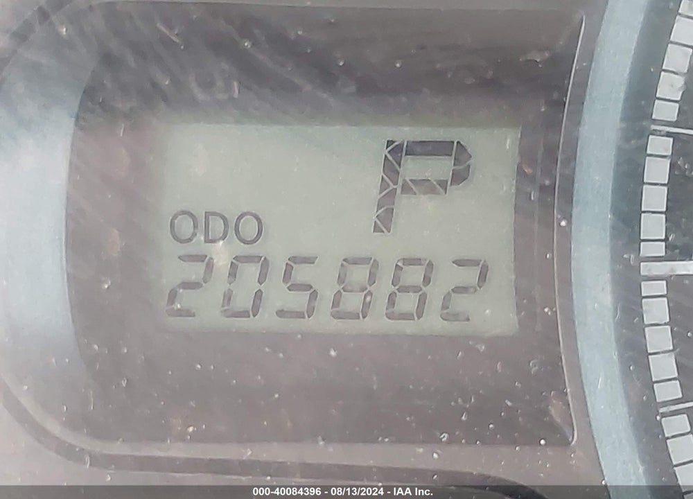 2011 TOYOTA SIENNA LE V6 VIN: 5TDKK3DC5BS066861