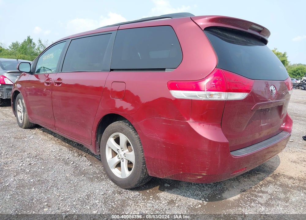 2011 TOYOTA SIENNA LE V6 VIN: 5TDKK3DC5BS066861