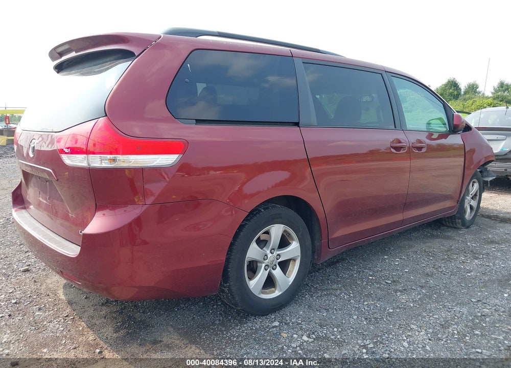 2011 TOYOTA SIENNA LE V6 VIN: 5TDKK3DC5BS066861