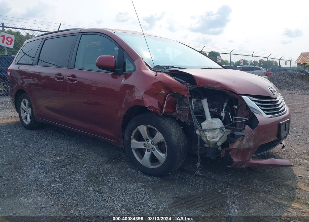 2011 TOYOTA SIENNA LE V6 VIN: 5TDKK3DC5BS066861