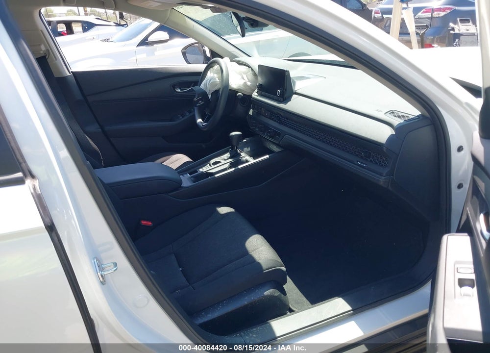 2024 HONDA ACCORD LX VIN: 1HGCY1F22RA040156