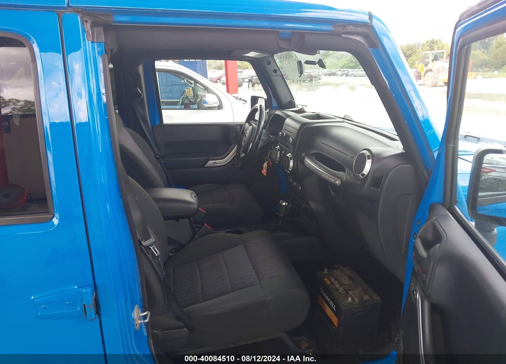 2011 ANGLER JEEP WR UNLIMITED SAHARA VIN: 1J4BA5H11BL548861