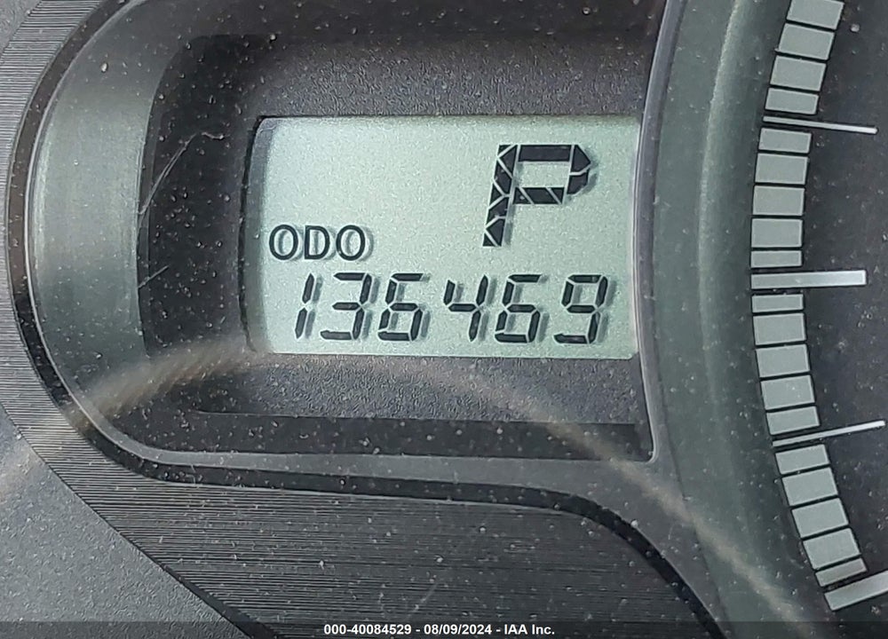 2011 TOYOTA SIENNA LE V6 VIN: 5TDKK3DC4BS063238
