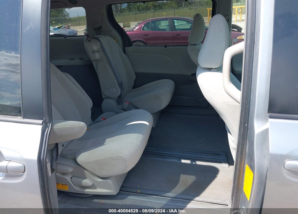 2011 TOYOTA SIENNA LE V6 VIN: 5TDKK3DC4BS063238