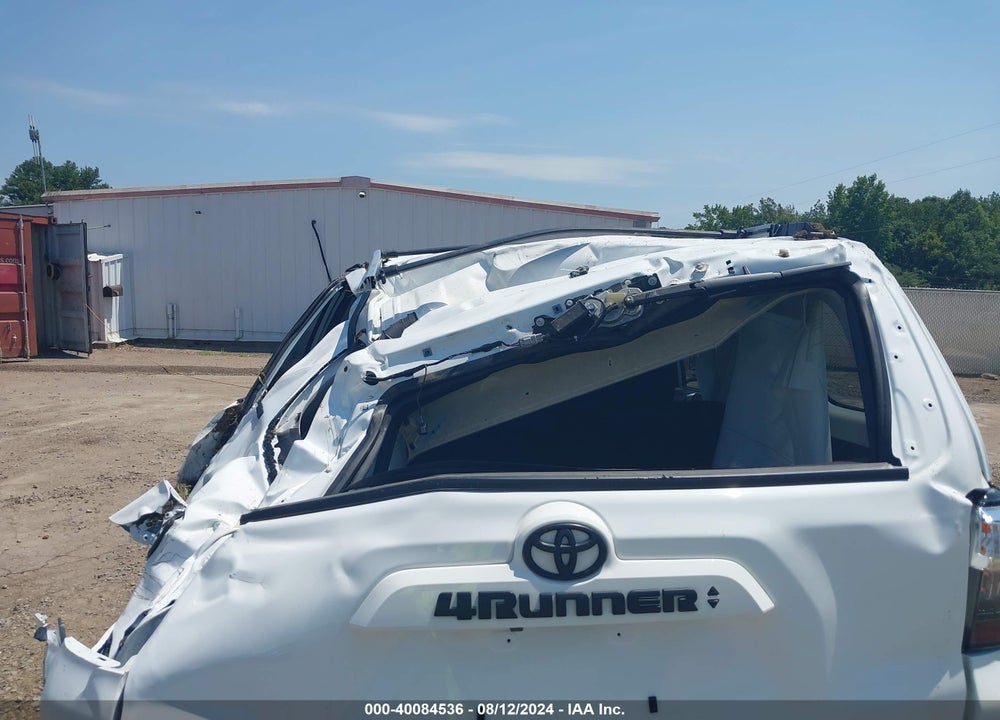 2024 TOYOTA 4RUNNER SR5 VIN: JTEEU5JRXR5308759