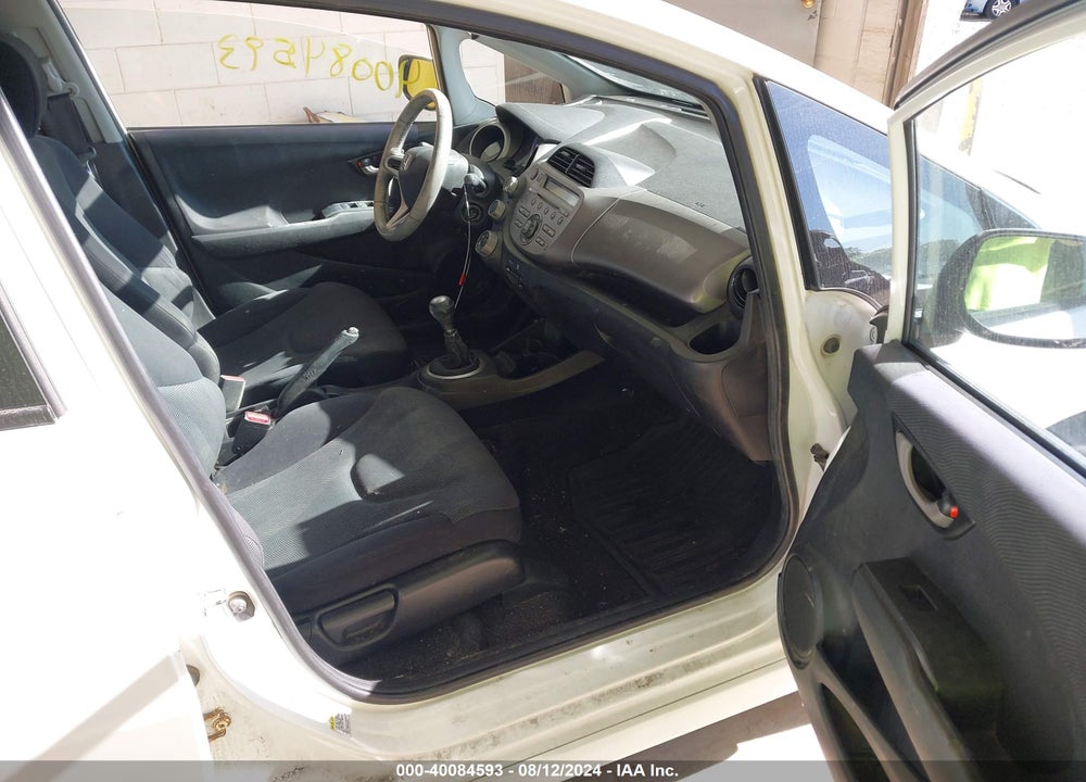 2010 HONDA FIT SPORT VIN: JHMGE8G40AC016057