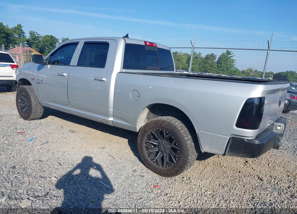 2019 RAM 1500 CLASSIC SLT 4X4 6'4 BOX VIN: 1C6RR7TT3KS552988
